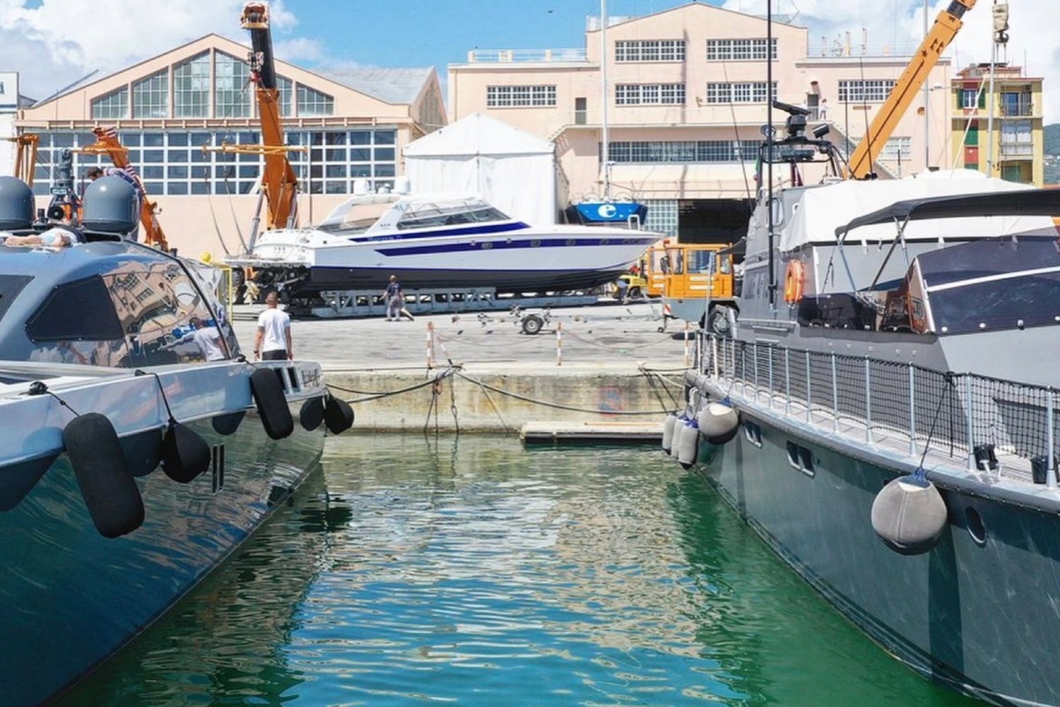 cantieri navali carm banchina movimentazione barche porto lavagna
