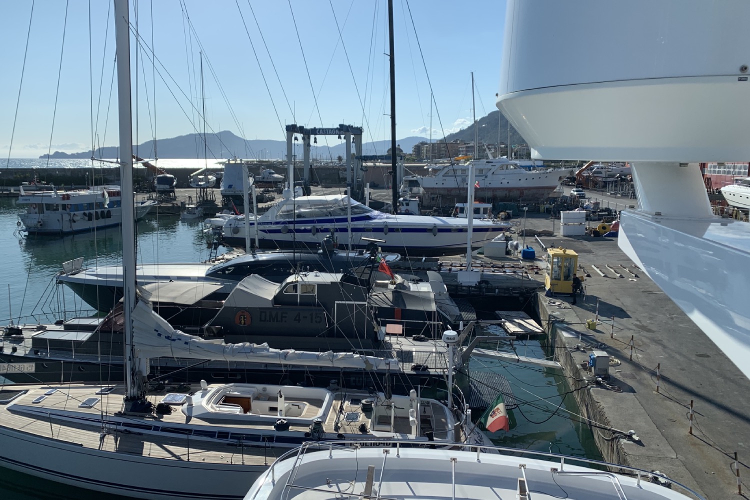 cantieri navali carm banchina porto lavagna