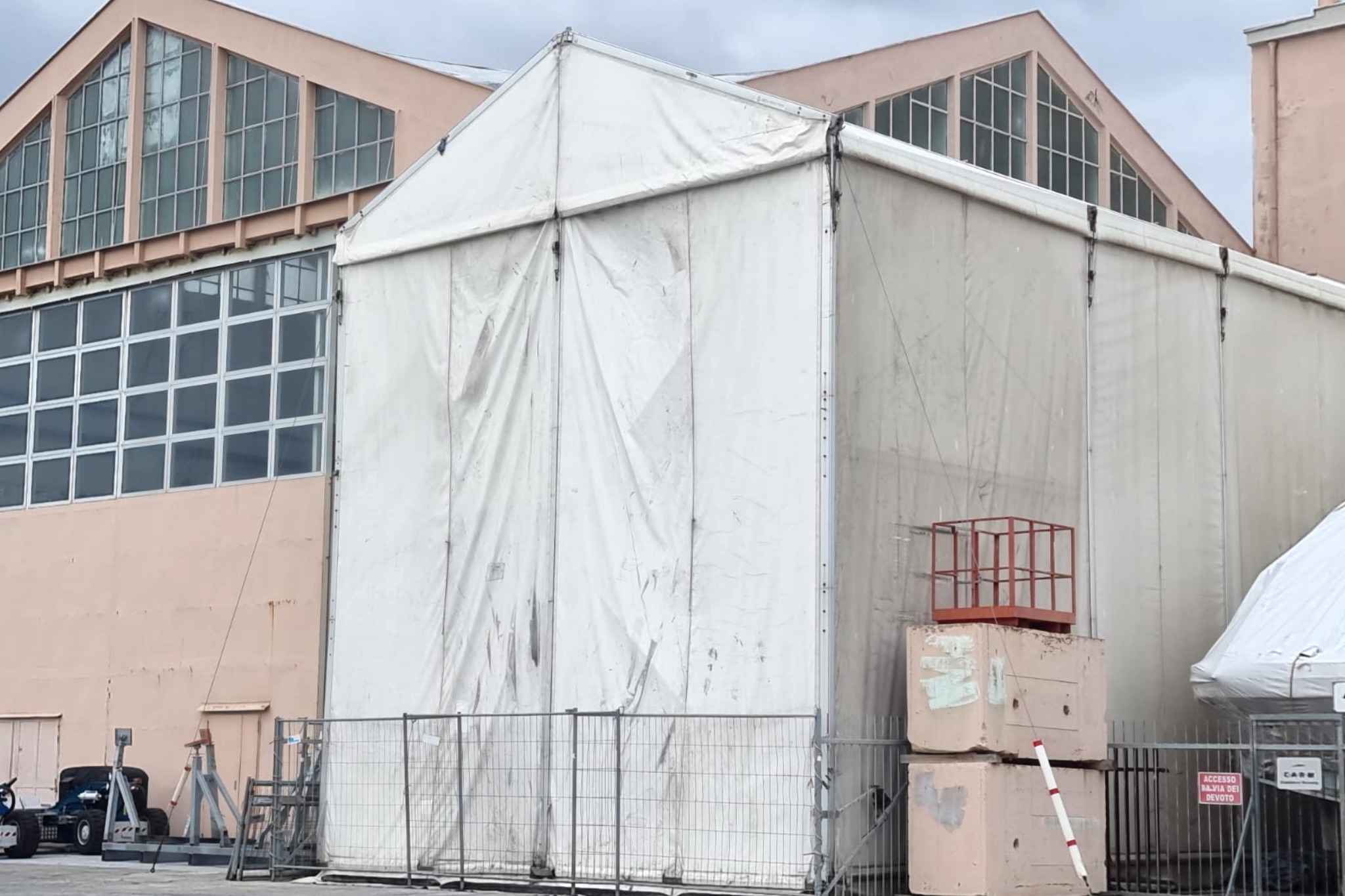 cantieri navali carm capannone verniciatura